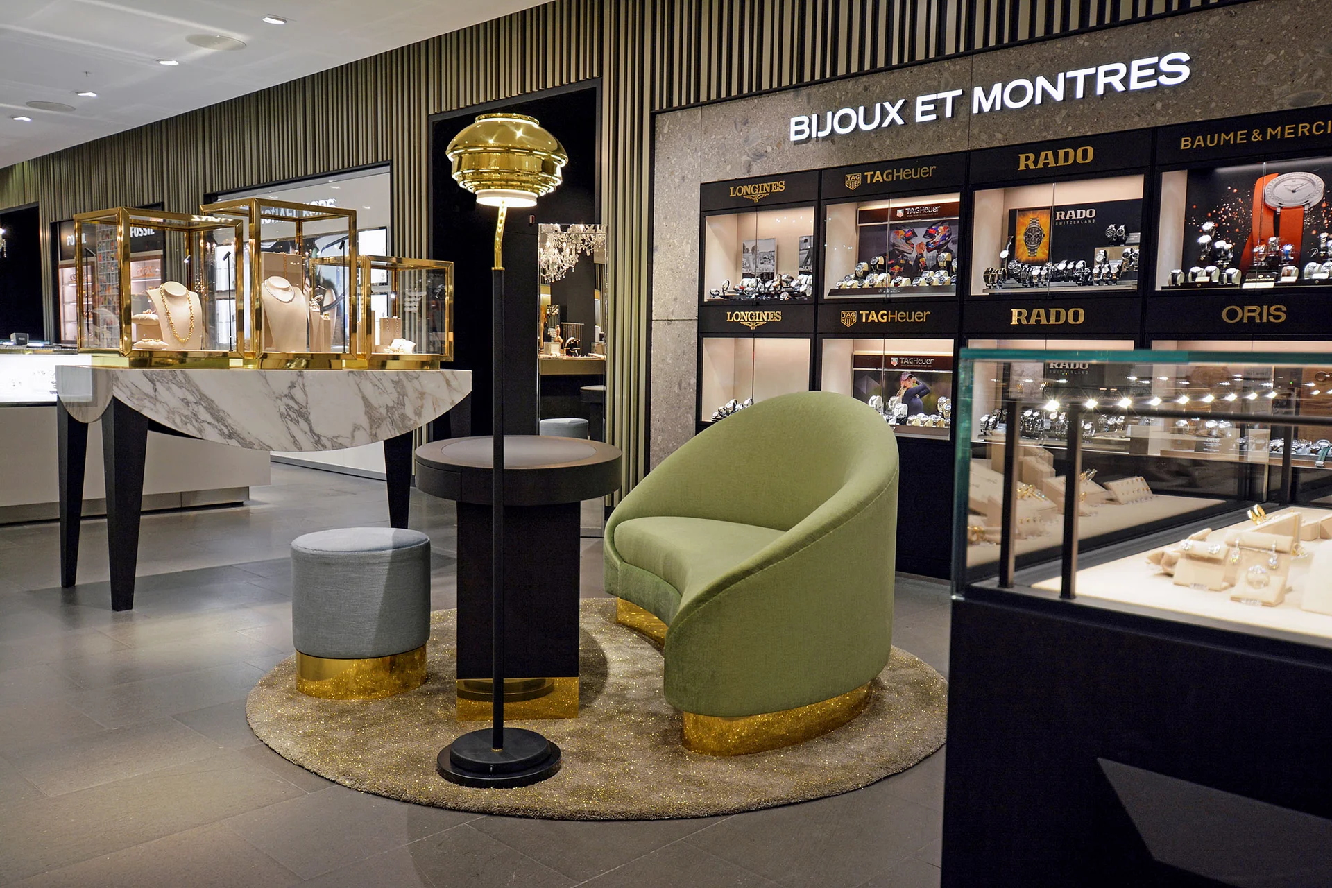 Globus Genf Juwelier Kurz by Bucherer Group
