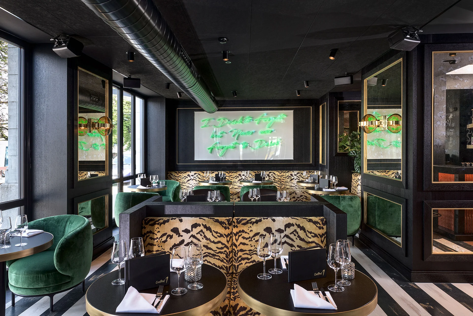 Restaurant, Bar und Lounge Hotel Central Plaza, Zurich